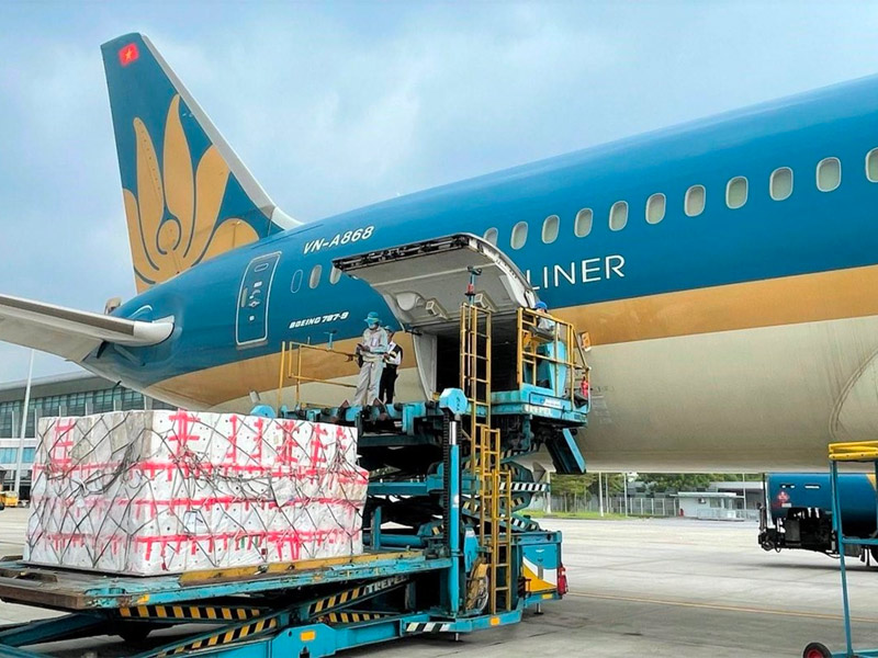 Chuyển phát hỏa tốc TPHCM đi Hà Nội bằng đường hàng không